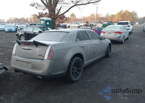 2012 Chrysler 300 S V8 from USA, damaged, VIN 2C3CCADT8CH208078